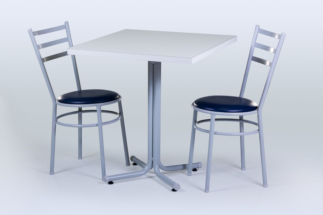 Mesa para refeitório e cadeiras